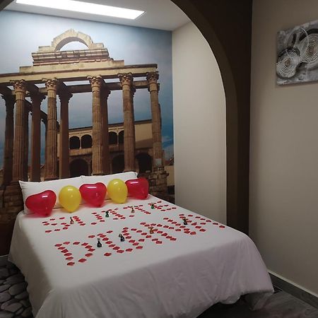 Eres Emerita "Apartamentos & Suites" Mérida Kültér fotó