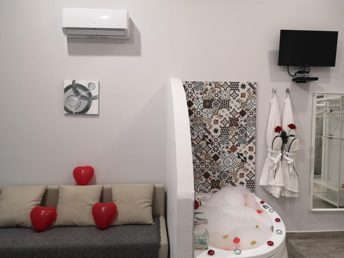 Eres Emerita "Apartamentos & Suites" Mérida Kültér fotó