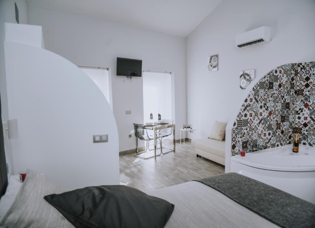Eres Emerita "Apartamentos & Suites" Mérida Kültér fotó